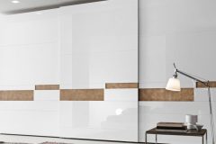 split-shaped-slidingdoor-wardrobes-sydney